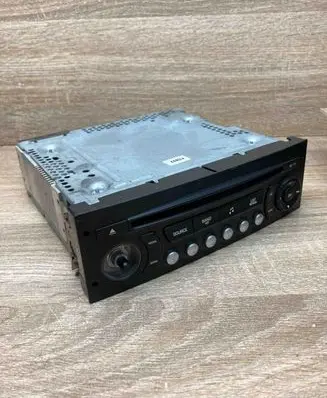 Peugeot Expert Radio/CD/DVD/GPS head unit 96750215XT