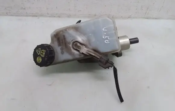 Volvo V50 Master brake cylinder