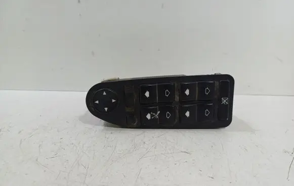 BMW 5 E39 Electric window control switch 61318368985 03725060