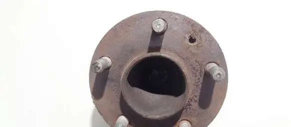 Ford Mondeo MK IV Rear wheel hub