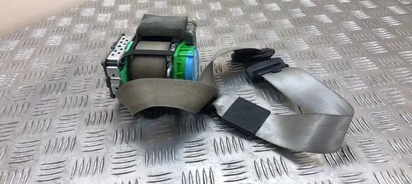 Audi A5 8T 8F Front seatbelt 3063561