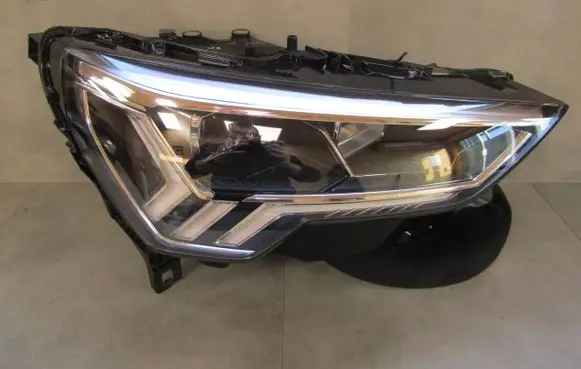 Audi Q3 F3 Headlight/headlamp 83A941034 1090025 11010660000