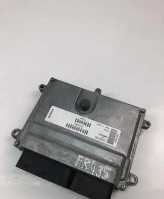 Volvo S40 Engine control unit/module P30729800