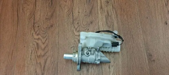 Renault Scenic IV - Grand scenic IV Master brake cylinder 460115847R 460913198R