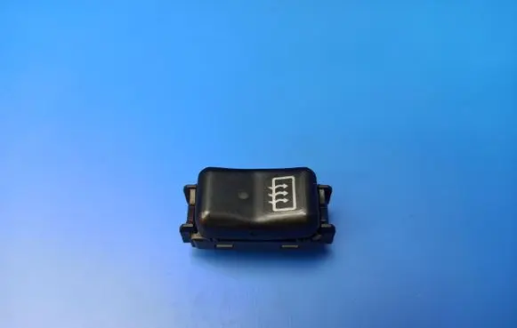 Mercedes-Benz C W202 Windscreen/window heater switch 1408205110