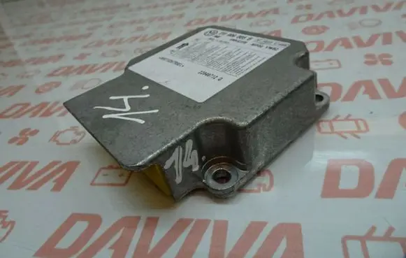 Volkswagen Cross Touran I Airbag control unit/module 1T0909605B 5WK43518