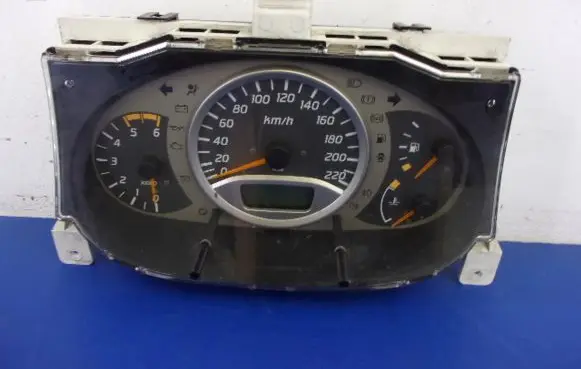 Nissan Almera Tino Speedometer (instrument cluster)