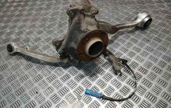 BMW 5 E60 E61 Front wheel hub spindle knuckle