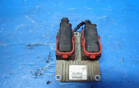 Fiat Grande Punto Engine control unit/module 51868974 0100456C