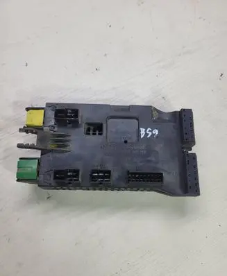 Mercedes-Benz Vito Viano W638 Fuse module 0005400650 08501002