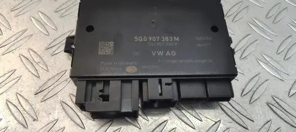 Volkswagen Golf VII Tow bar trailer control unit/module 5Q0907383M