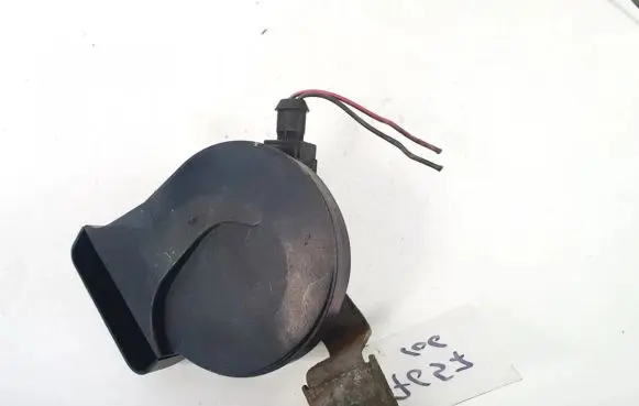 Volvo V70 Horn signal e349042 ch2138
