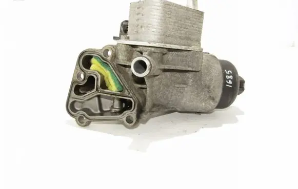 KIA Soul Oil filter mounting bracket 264102A501