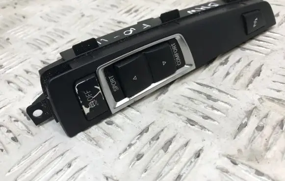 BMW 5 F10 F11 Parking (PDC) sensor switch 