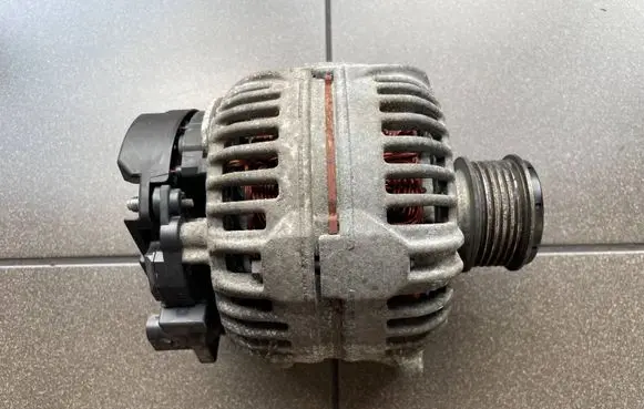 Volkswagen Crafter Generator/alternator 06F903023F