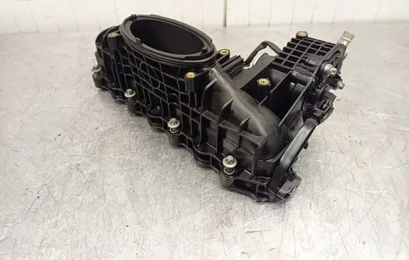 Mercedes-Benz C W204 Intake manifold A6510900037