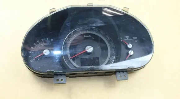 KIA Sportage Speedometer (instrument cluster) 940033U415