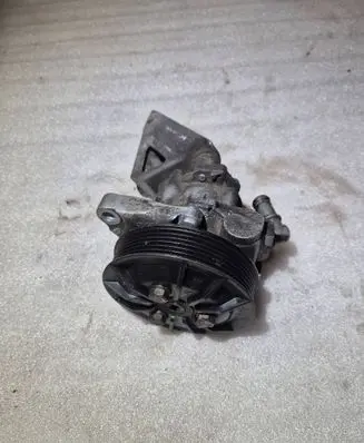 BMW 5 E60 E61 Power steering pump LH9101036 7539015