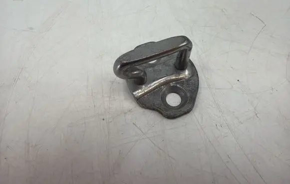 BMW 3 G20 G21 Rear door lock loop/hook striker 7446788