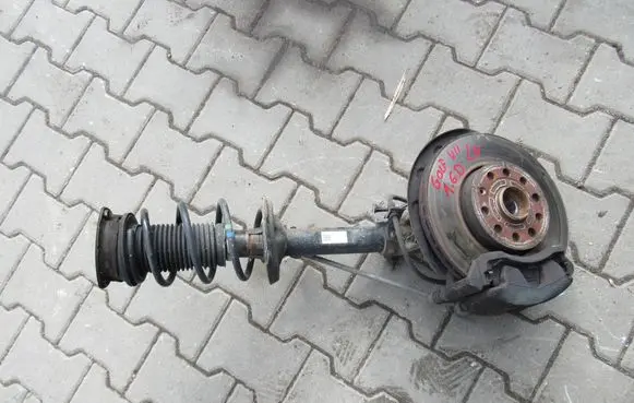 Volkswagen Golf VII Front wheel hub spindle knuckle