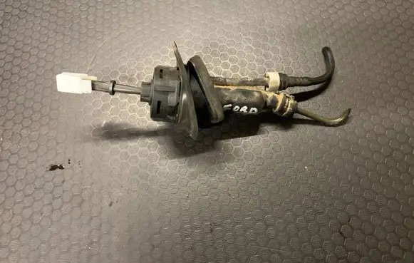 Clutch master cylinder