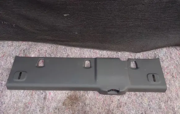 Nissan Navara D40 Tailgate/boot lid cover trim 79911EB103