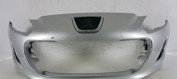 Peugeot 308 Front bumper 9674576177