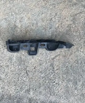 Volkswagen PASSAT B7 Front bumper mounting bracket 3AD807183