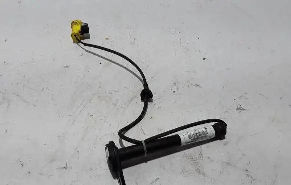 Mercedes-Benz GLC C253 Bonnet Pedestrian Airbag Actuator 