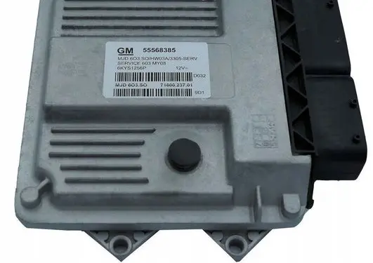 Opel Corsa D Engine control unit/module 55568385