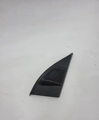 Volvo XC90 Front door high frequency speaker 8666663 04W04 WKS4163