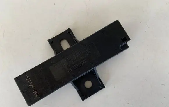 Audi Q5 SQ5 Keyless (KESSY) go control unit/module 80A907247
