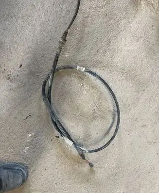 Toyota Avensis T220 Handbrake/parking brake wiring cable 