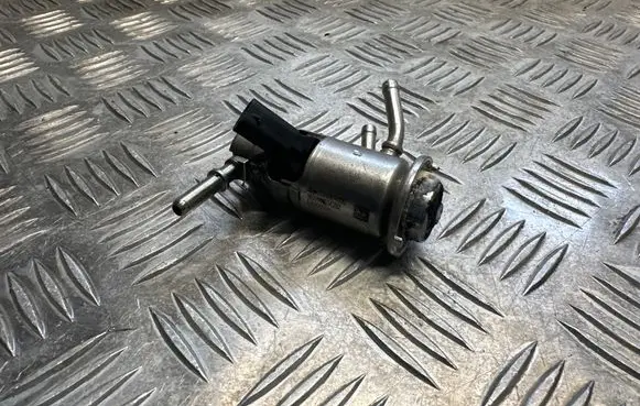 Mercedes-Benz E W238 AdBlue injector A0004904100 1800801534202