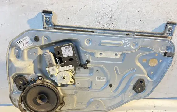 Volvo V50 Sliding door window regulator with motor 8679081PH