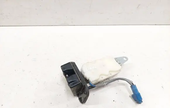 Suzuki Liana Tailgate/trunk/boot lock/catch/latch