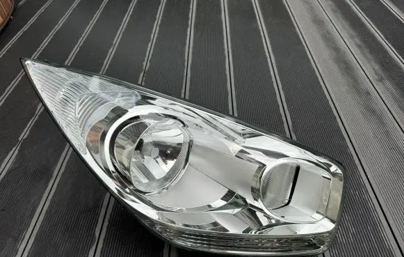 KIA Venga Headlight/headlamp 921021P500 1P92104000 030125760200