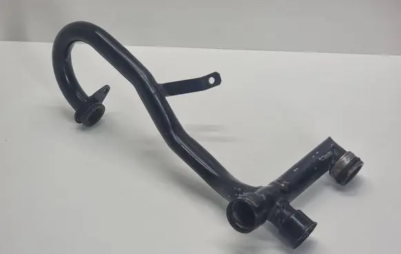 Audi A6 S6 C5 4B Engine coolant pipe/hose 059121083A