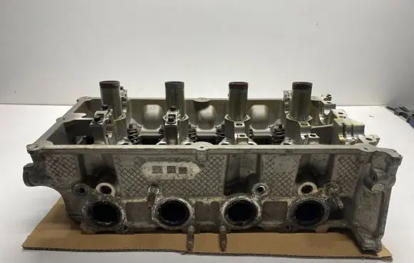 Ford F150 Engine head JR3E6090BC N570A