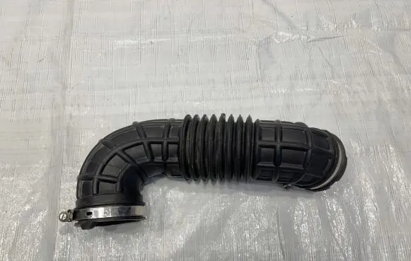 Ford Transit Custom Air intake hose/pipe GK219R504AG