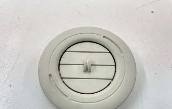 Chrysler Voyager Air vent grill in roof 