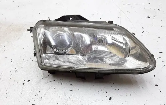 Renault Espace III Headlight/headlamp 88202366
