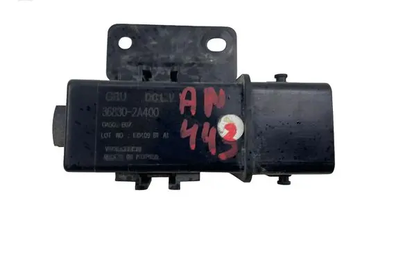 Hyundai i40 Glow plug pre-heat relay 368302A400