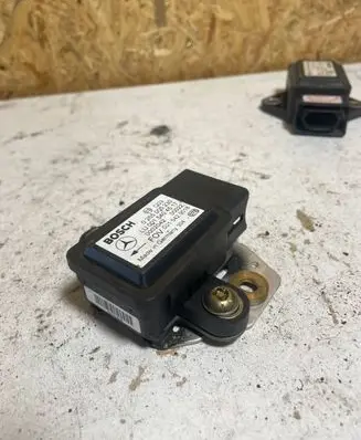 Mercedes-Benz Sprinter W901 W902 W903 W904 ESP acceleration yaw rate sensor 0015429018 0265005230