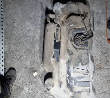 Mercedes-Benz Sprinter W901 W902 W903 W904 Fuel tank A9014714098