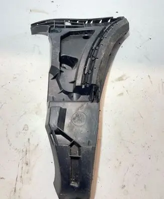Volvo XC90 Front bumper mounting bracket 30698128