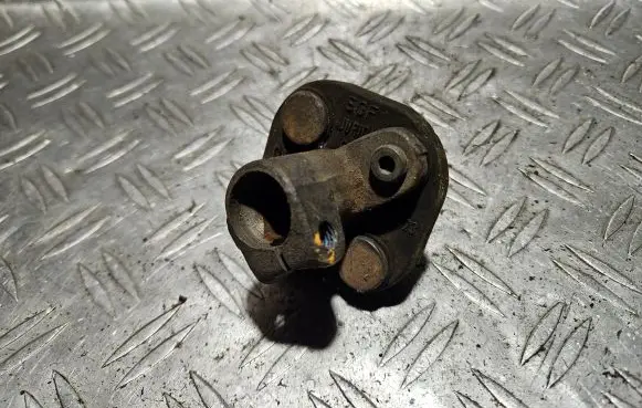 Opel Vectra A Steering column universal joint 90184823