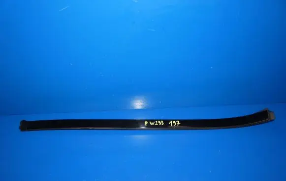 Mercedes-Benz GLC X253 C253 Windshield trim 529022 11800356A A3536906000
