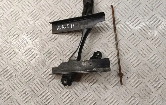 Battery bracket
