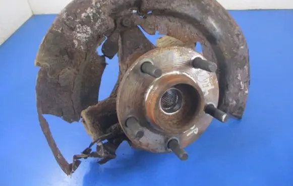 Mazda 3 I Front wheel hub spindle knuckle